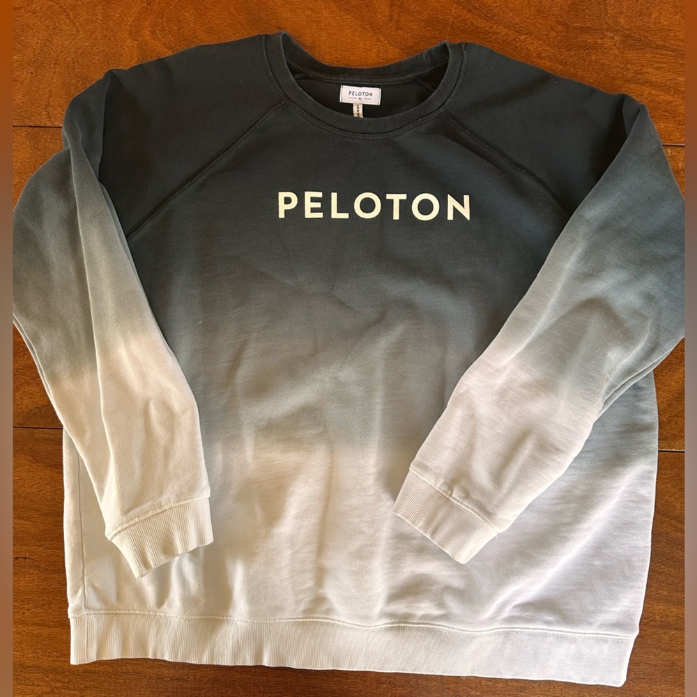 Peloton Reverse Weave Sweatshirt XL Ombre Gray Crewneck Pullover Cozy Athleisure